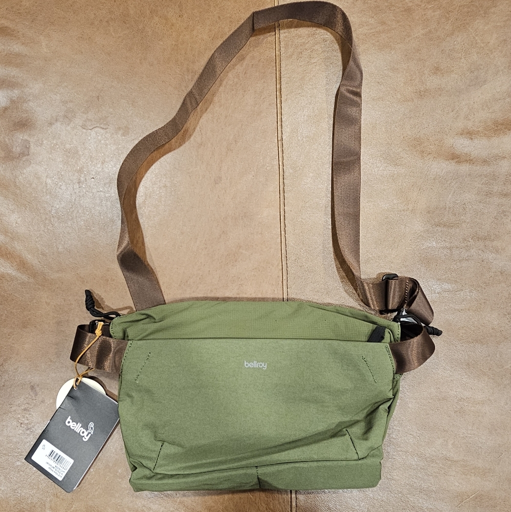 Bellroy Venture Sling 9L Ranger Green - Brand New With Tags
